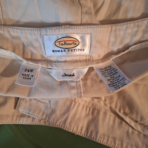 Talbots Cream Embroidered Women's Skimmers - Picture 7 of 8